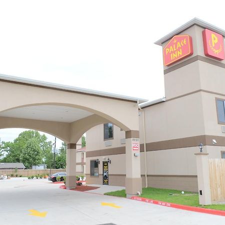Palace Inn Sam Houston Race Park Bagian luar foto
