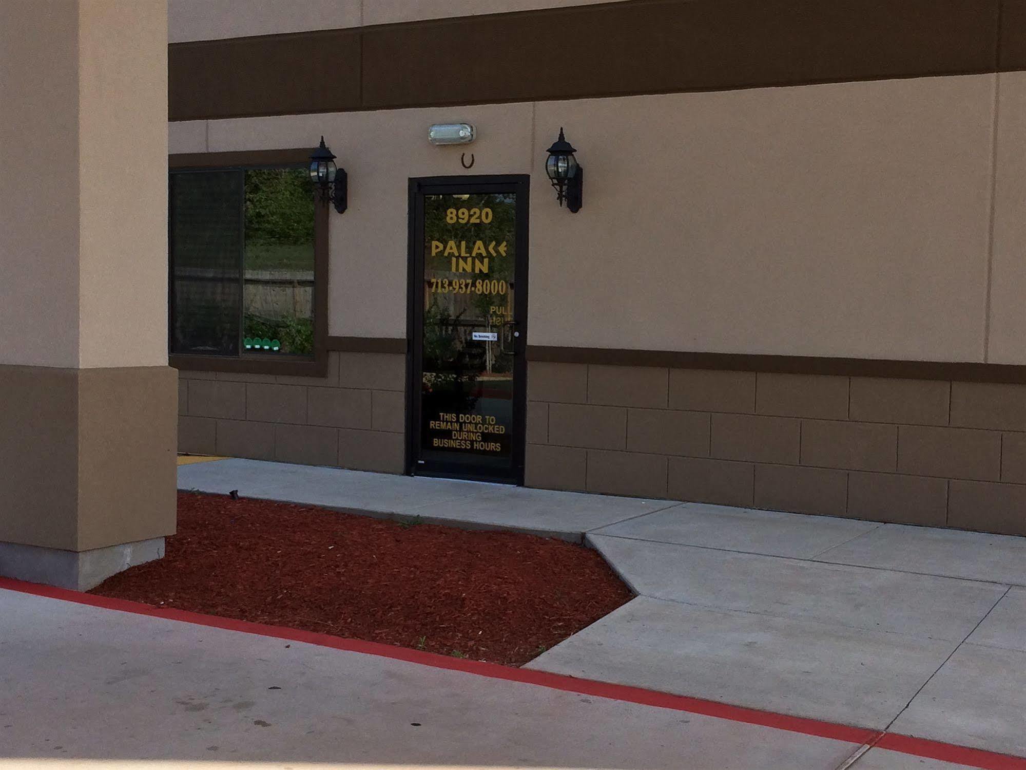 Palace Inn Sam Houston Race Park Bagian luar foto